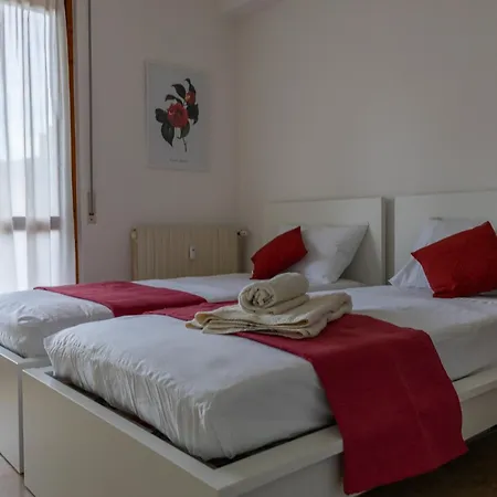 Casa Camelia - Maggiore, *